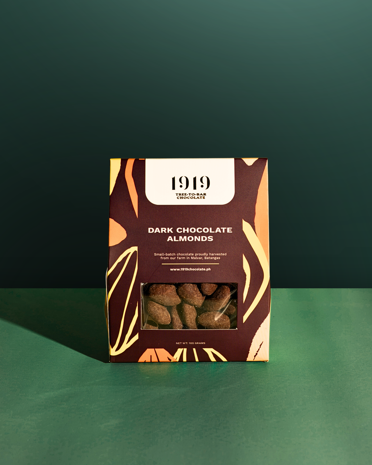 Dark Chocolate Almonds 100g